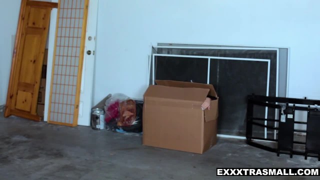 Худая девушка во время скачки на члене получила кремпай в пилотку - #2